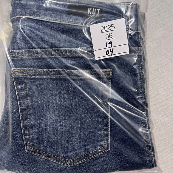 KUT from the Kloth Gidget Fray Shorts  Festival Stretch Casual‎ Size 6 30x4 Boho - Picture 10 of 10